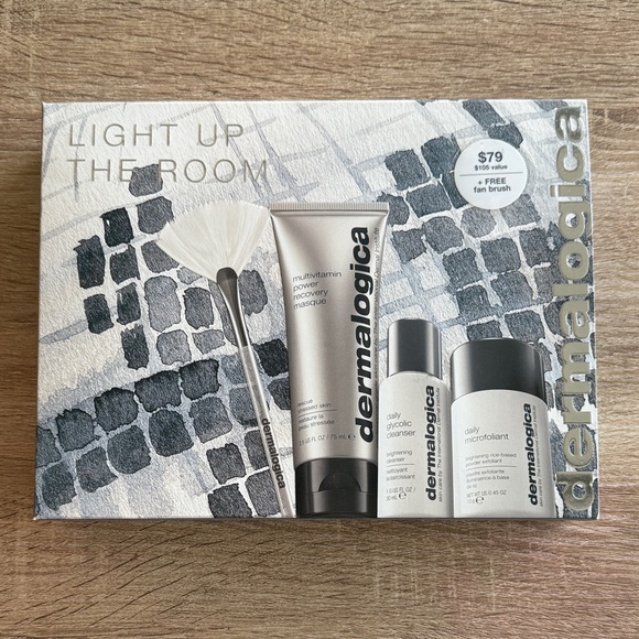 Dermalogica Skincare Trio with Fan Brush